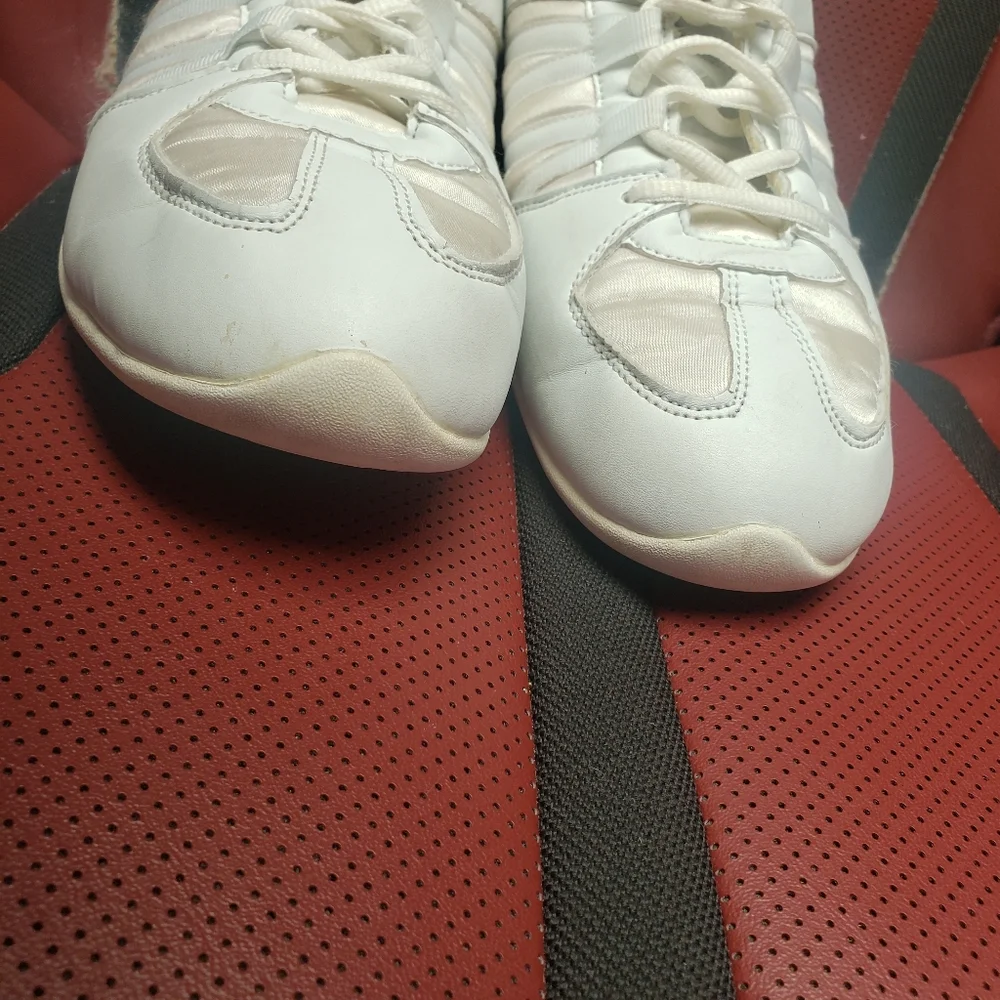 Fierce Feats Ladies Size 8 White Cheer Cheerleading Sideline Shoes - Picture 7 of 8